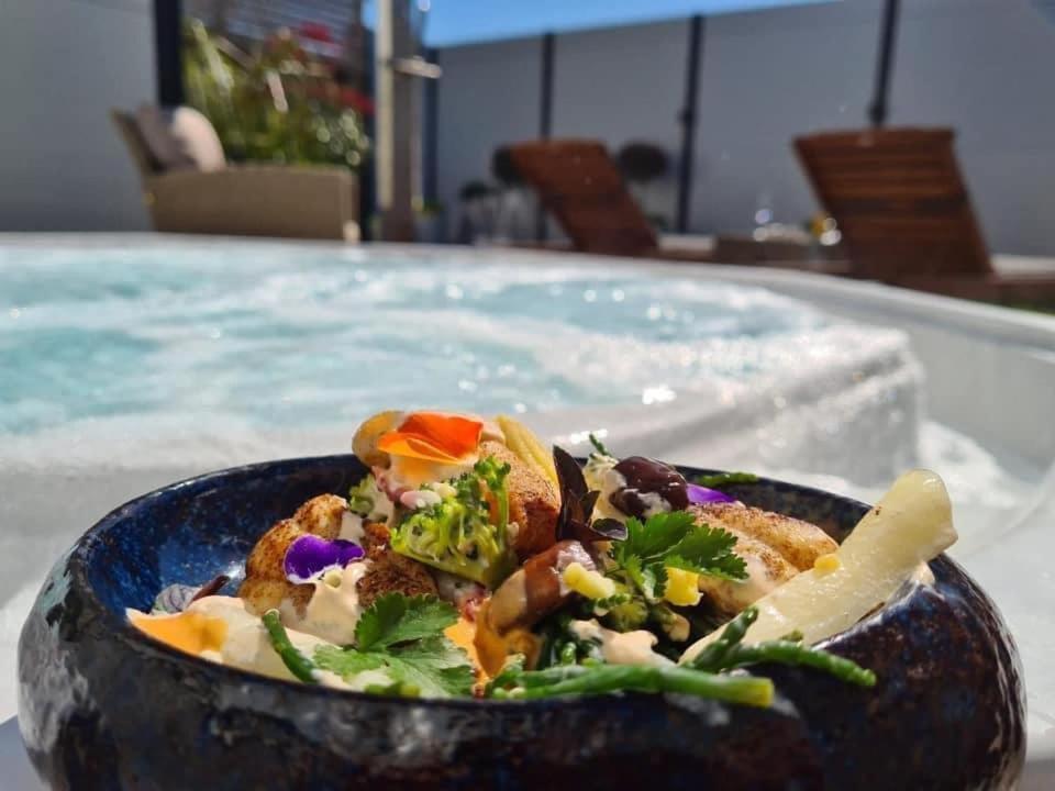 Villa Cecha B&B &Wellness ออสเทนด์ ภายนอก รูปภาพ