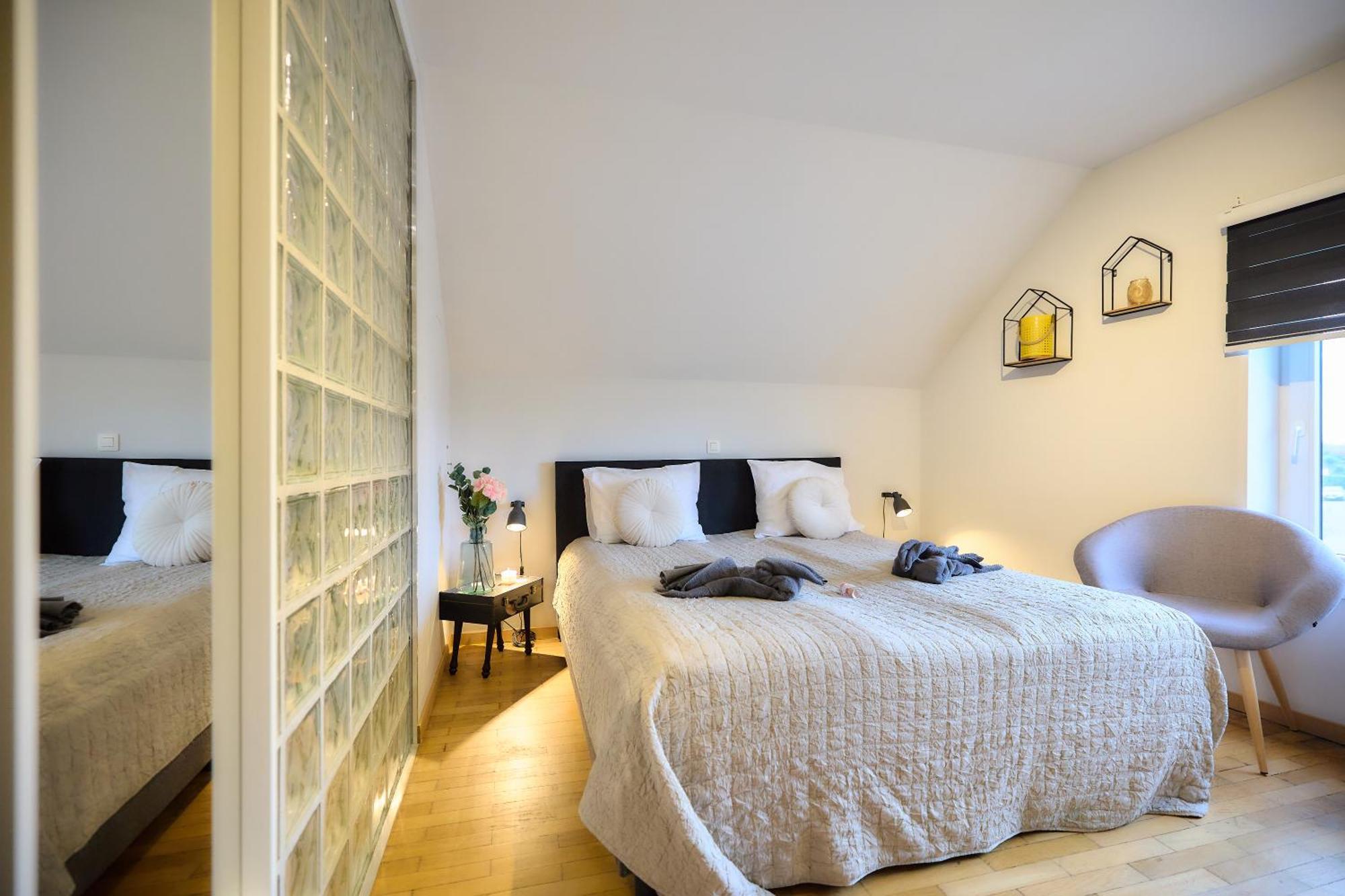Villa Cecha B&B &Wellness ออสเทนด์ ภายนอก รูปภาพ