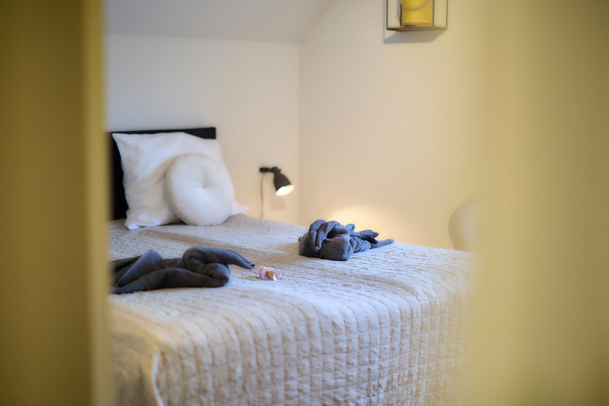 Villa Cecha B&B &Wellness ออสเทนด์ ภายนอก รูปภาพ